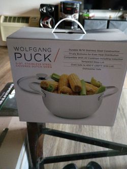 Wolfgang Puck 5 q stainless steel covered Dutch oven