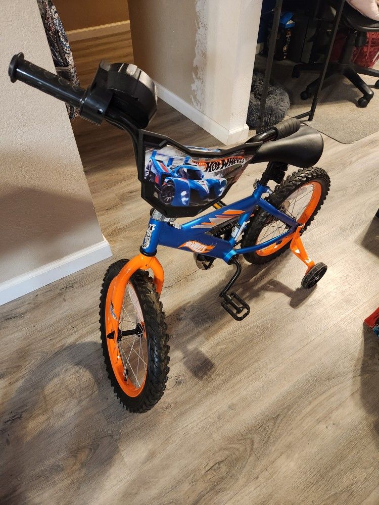 16" Dynacraft Hot Wheels, Boys BMX Bike,Kids Age 5-7 Years, Blue