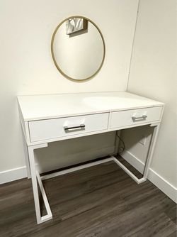 Office Room Writing Desk Mirror Lamp White Vanity Table