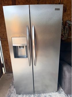 Frigidaire Counter-Depth Side-by-Side Refrigerator Stainless-Steel