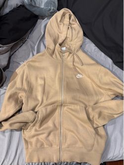 Medium - large Nike zip up
