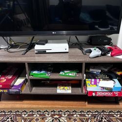 TV Stand 