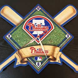 PHILADELPHIA PHILLIES WALL CLOCK - CROSSED BATS DESIGN