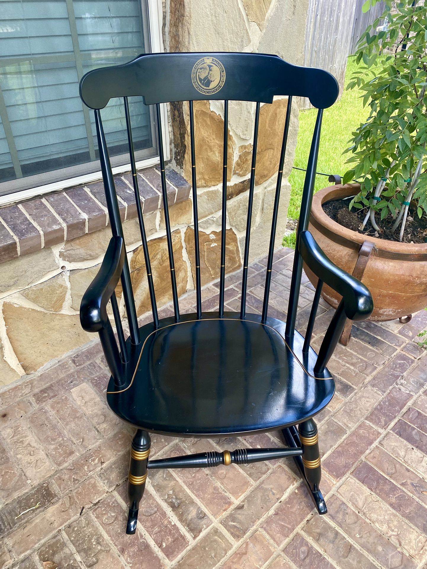 Nichols & Stone Black With Gold Accents Rocking Chair Windsor Chairs Hardwoods Mayo Alumni Logo.