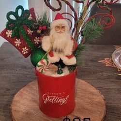  Christmas arrangements 