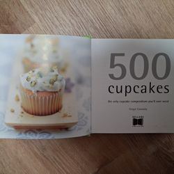 500 Cupcakes Cookbook 