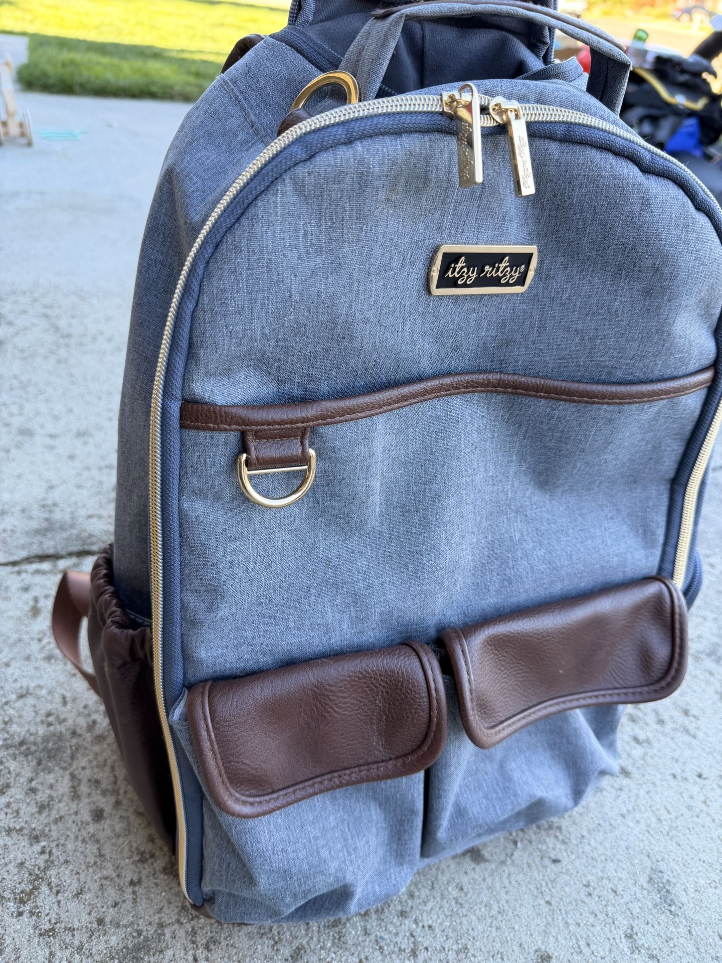 Itzy Ritzy Boss Plus™ Large Diaper Bag Backpack