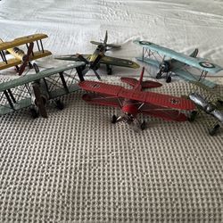 Model Airplanes 