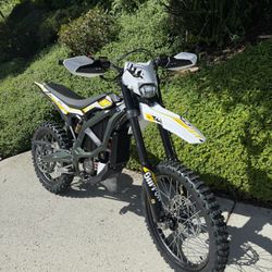 2024 Surron Ultra Bee (New)