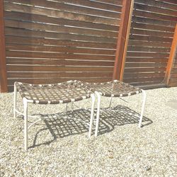 2 Brown Jordan Kantan Stools 
