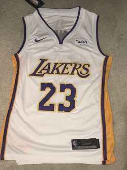 Lakers Lebron Jersey size medium