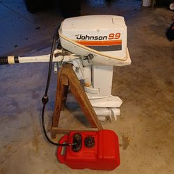  Johnson Outboard  9.9 Outboard Motor Long Shaft 