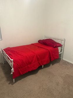 Twin size bed