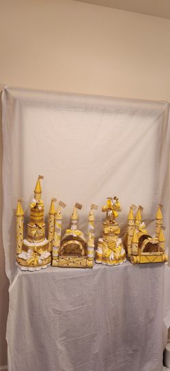 Beautiful Hand crafted Baby Shower or Reveal for your special event.   Price for  all items displayed.