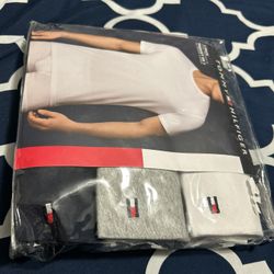 Tommy Hilfiger T Shirts ( 3 EA ) Brand New In Package - Size Large 