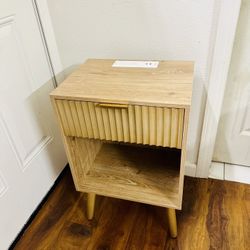 Wood Side End Table Nightstand with Charging Outlets USB Ports New Condition Size Length 16", Width 12", Height 24" 