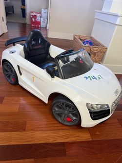 Free Audi r8 power wheel