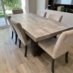Dining Table and 6 Chairs