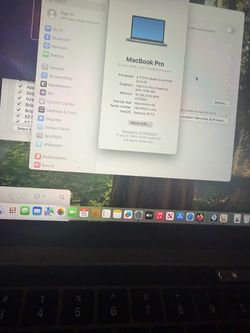 2019 MacBook Pro touchbar 13 inch 2.4GHz i5