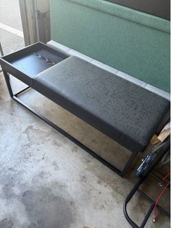 Reversible table and Ben ch