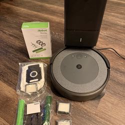 Roomba iRobot i3