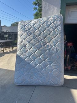 FULL SIZE MATTRESS