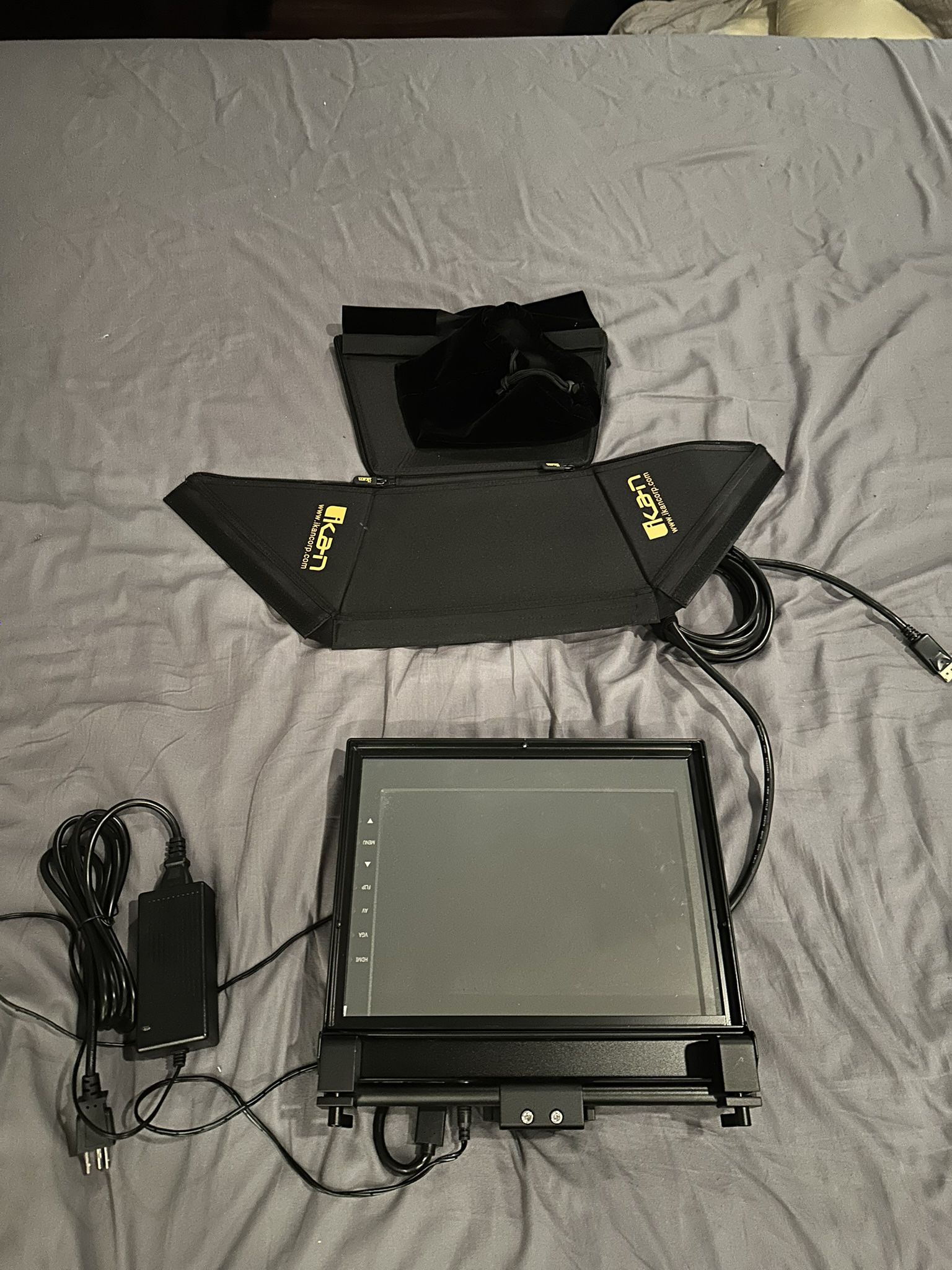 Teleprompter with Foot Pedal & Anti-Glare Hood Cover