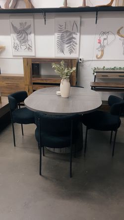 New Dining Table And 4 Chairs