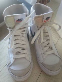 Women sneakers