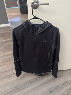 Under Armour Black Jacket Size M