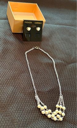 Pearl NWOT Silver Necklace & Earring Set