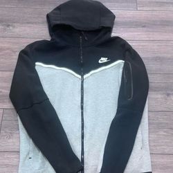 Nike tech size large