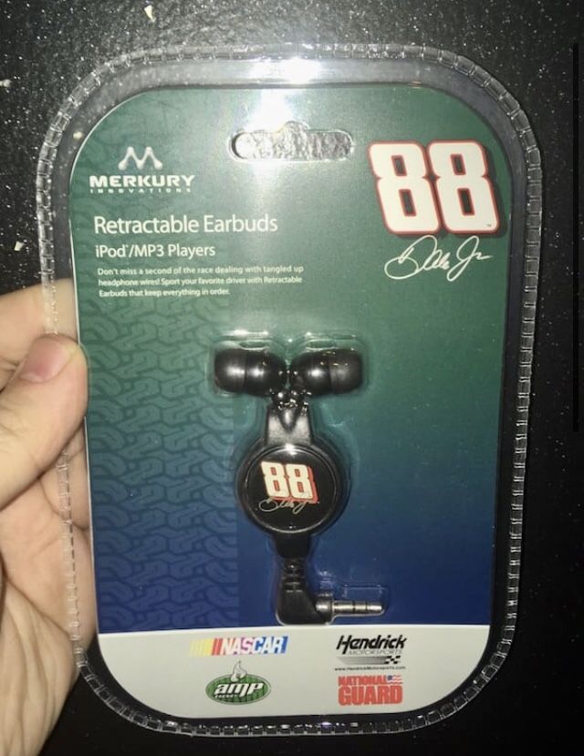 Merkury Dale Jr. “88” Retractable Earbuds