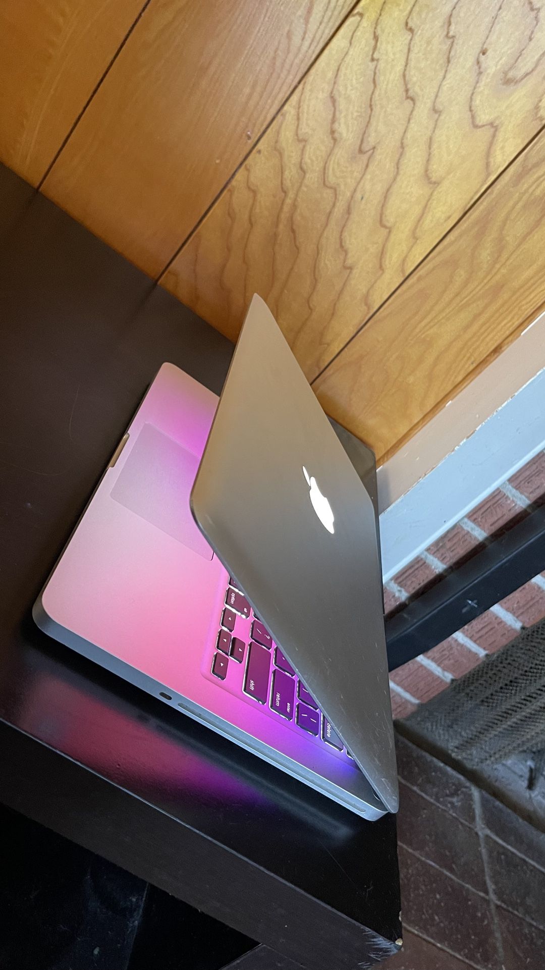 Apple MacBook Pro 13” I5/8GB/256GB SSD $140