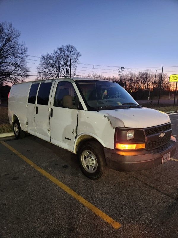 2006 Chevy Express Cargo Van 3500, 6.0