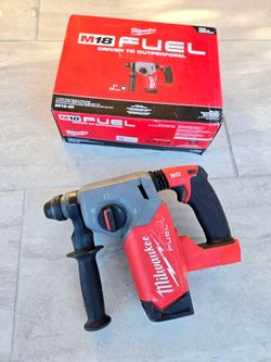 Milwaukee FUEL 18V 1in SDS Plus Rotary Hammer