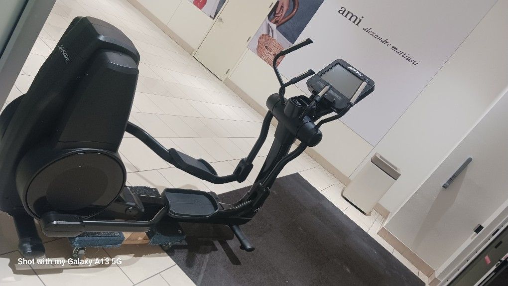Life Fitness Elliptical
