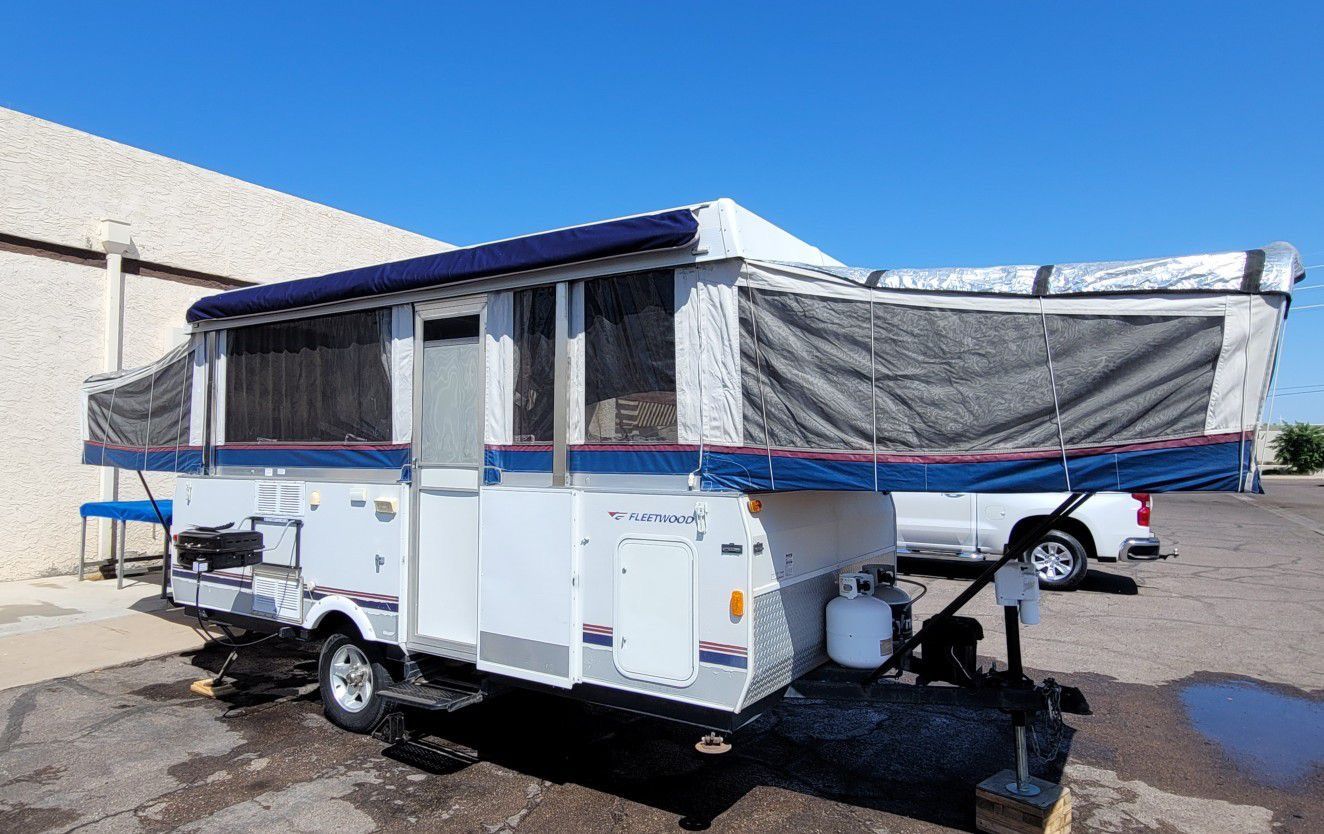 2005 Fleetwood Pop Up Tent Trailer/Camper for Sale in Gilbert, AZ OfferUp