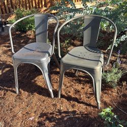 2 Metal Garden Chairs - Outdoor Patio
