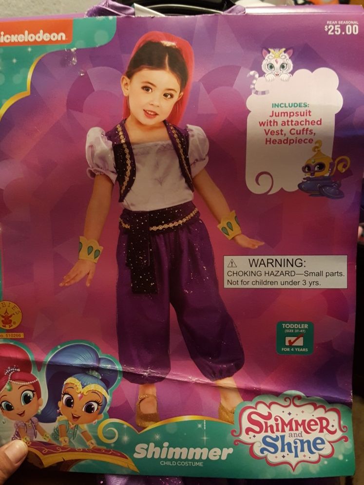 Girl costume