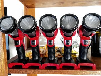 Milwaukee Flashlight 