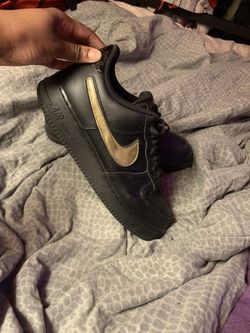 Nike Air Forces 1 s , black and gold - Size 11
