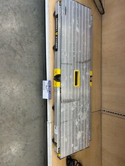 Gorilla Ladders Aluminum Ladder