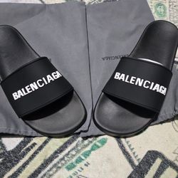 Balenciaga Slides 