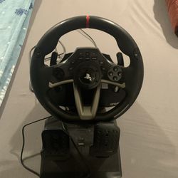 PS4 Steering Wheel And Pedals 