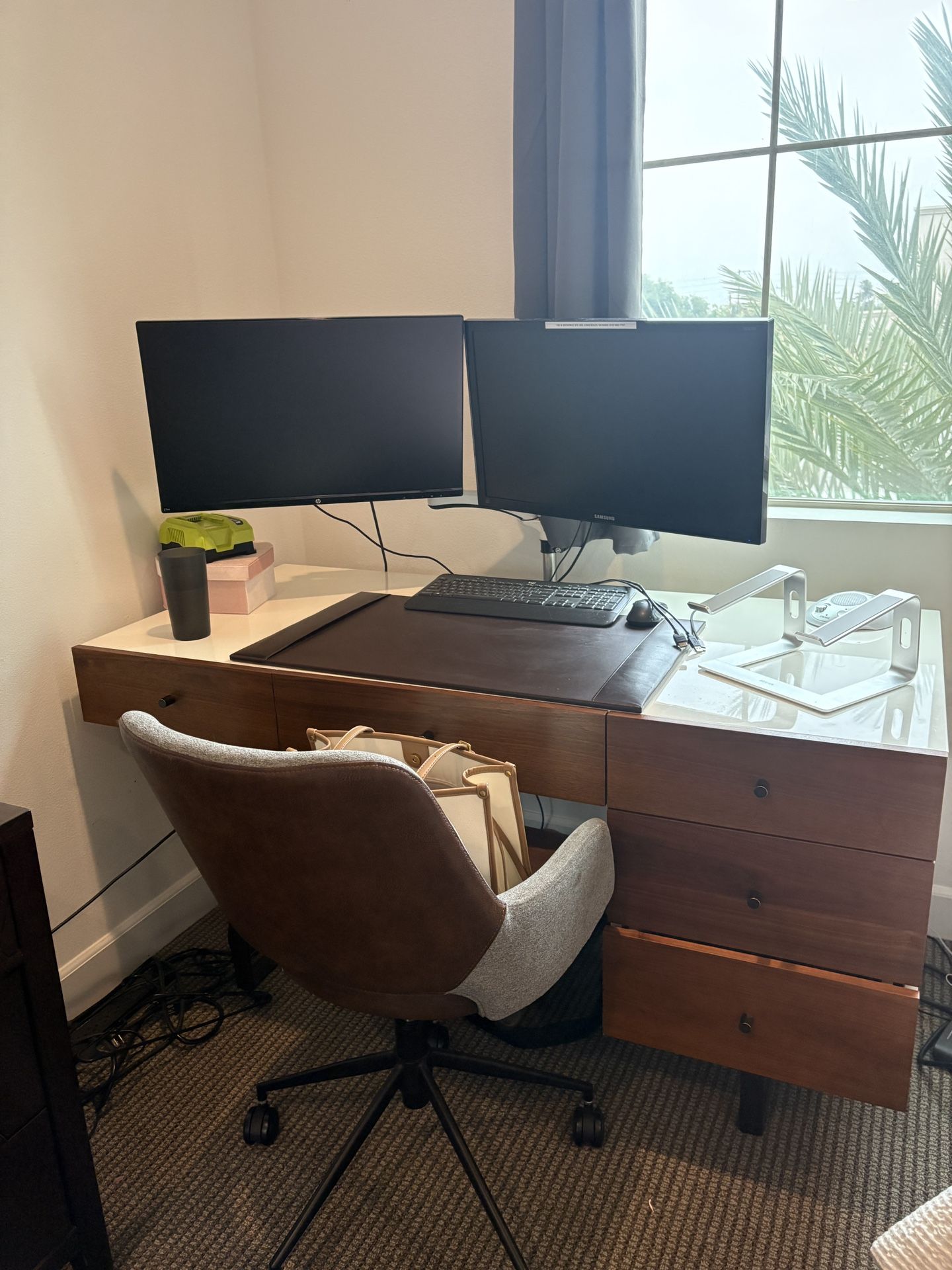 WOOD DESK