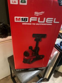 Milwaukee backpack vaccum