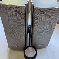 BOSE Companion 20 Multimedia Speaker System 