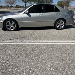 2004 Lexus IS 300