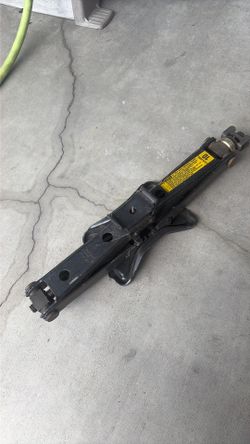 Scissor jack $15